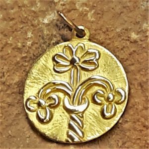 Médaille et symbole   Pendentif BIJOUTERIE DENIS VERLINDEN À Eymoutiers   Limoges   St Leonard De Noblat