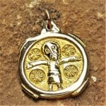 Médaille christ de Cayssac or
